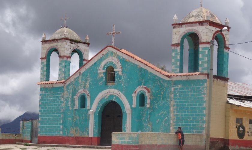 Proponen quincha y bambú para restaurar infraestructura en San Pedro de Coris 