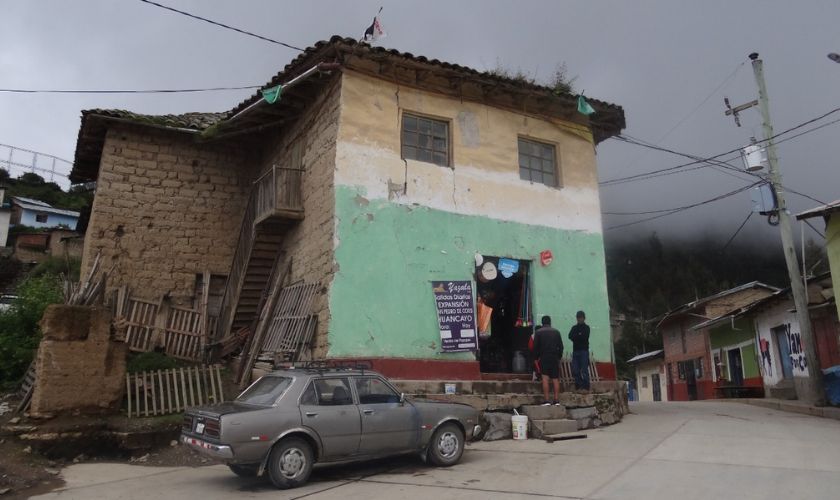 Proponen quincha y bambú para restaurar infraestructura en San Pedro de Coris 