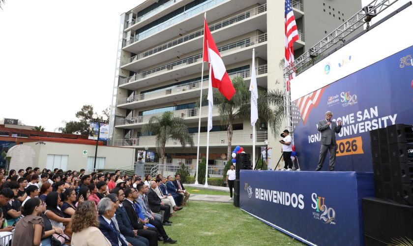 USIL recibe nueva promoción del programa Grado Americano 