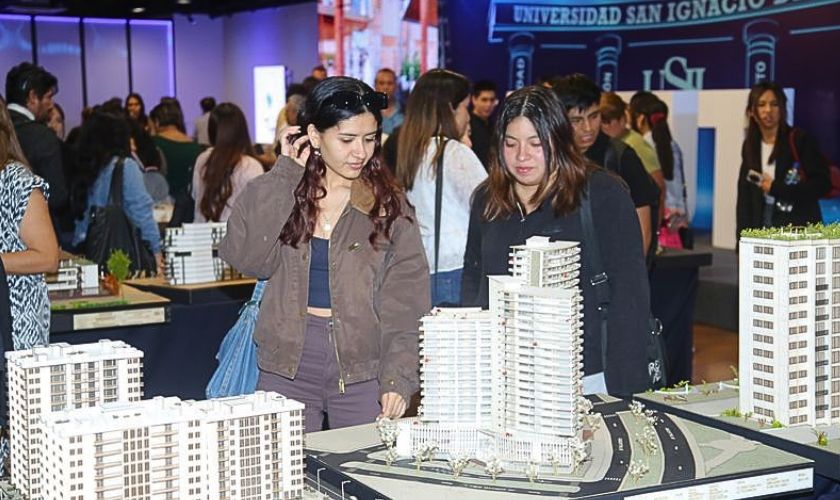 Estudiantes de Arquitectura de la USIL presentan proyectos con impacto urbano 