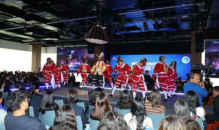 USIL inicia ciclo académico 2025-2 con feria informativa y actividades culturales 