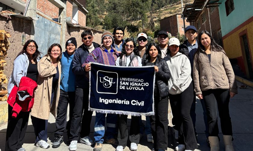 Estudiantes de la USIL ganan el primer lugar en el Congreso Nacional de Ingeniería Civil 