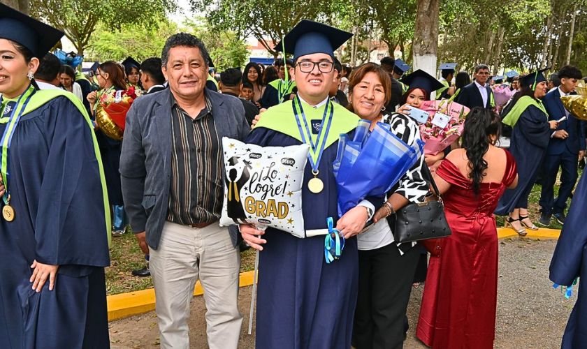 USIL celebra graduación 2025 y destaca entre las mejores universidades del país 