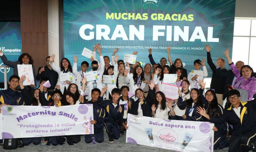 Escolares de Tarapoto ganan final nacional de “La Compañía” con crema cicatrizante a base de sangre de grado 