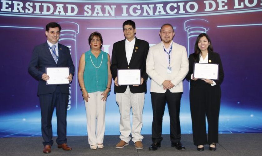 USIL reconoce a sus docentes por su excelencia académica 