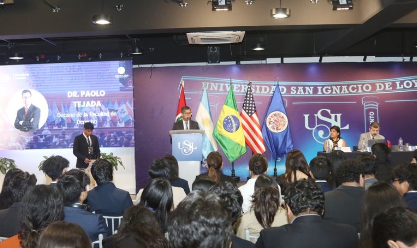 Universitarios del Perú debaten desafíos de América Latina y el Caribe en SIMOEA 