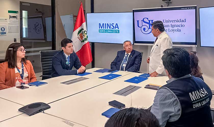 USIL y DIRIS Lima Este firman convenio