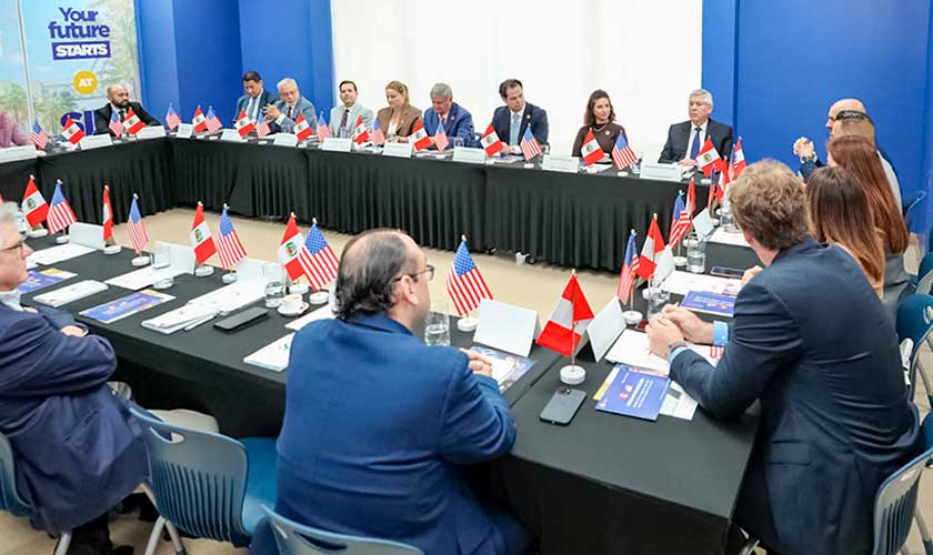 USIL Embajador de Estados Unidos impulsa inversiones en Perú desde Miami