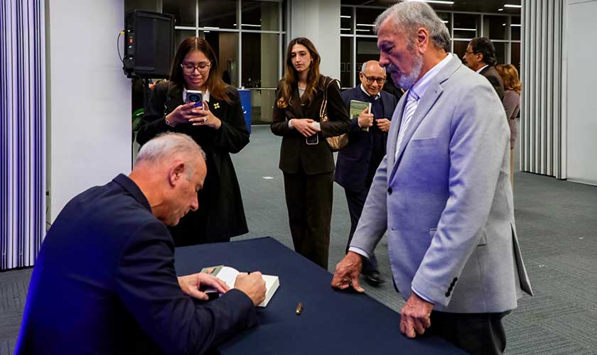 Presentan libro sobre el Convenio 169 de la OIT y los pueblos indígenas en USIL