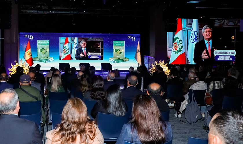 Presentan libro sobre el Convenio 169 de la OIT y los pueblos indígenas en USIL