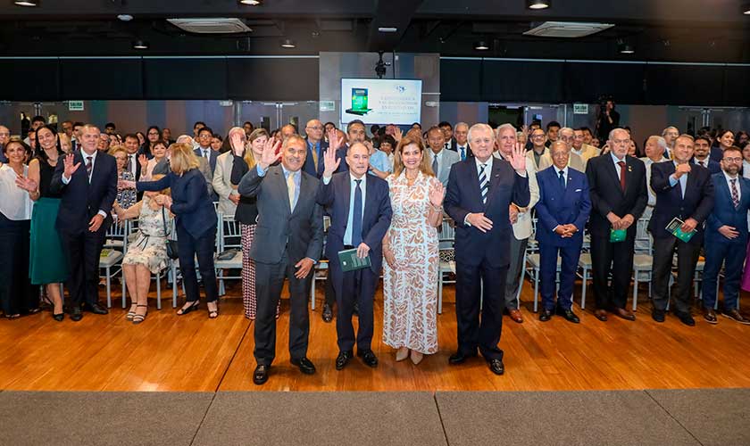 USIL presenta libro sobre la oportunidad estratégica del Perú en Asia-Pacífico