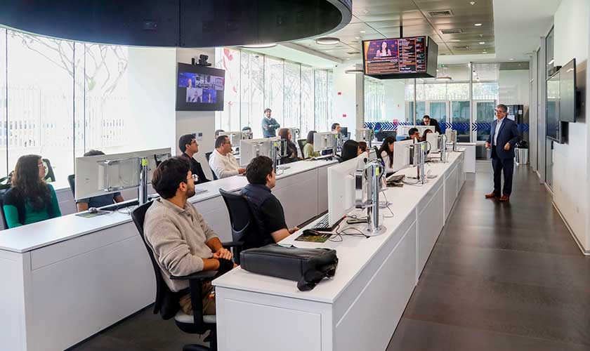 USIL fortalece su liderazgo en educación financiera durante la Semana Mundial del Inversionista 2025 USIL fortalece su liderazgo en educación financiera durante la Semana Mundial del Inversionista 2025