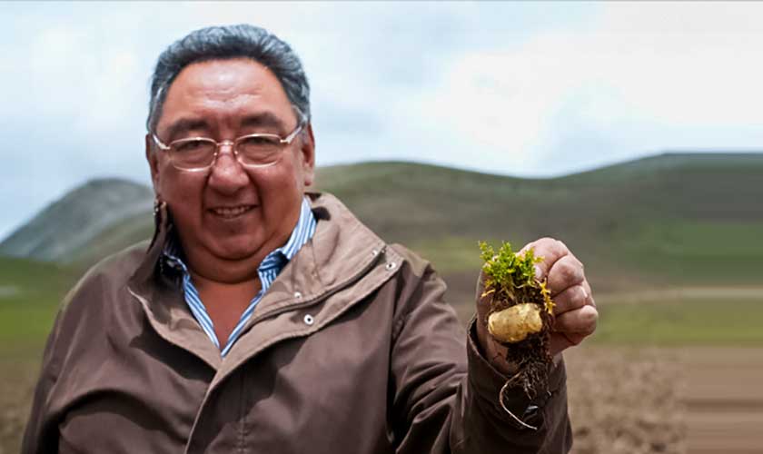 Primer médico peruano ingresa a comité científico global de medicina china 