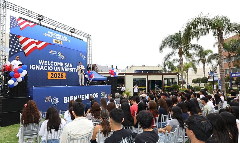 USIL recibe nueva promoción del programa Grado Americano