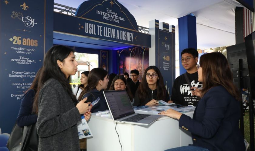 International Fair USIL conecta a estudiantes con oportunidades académicas internacionales