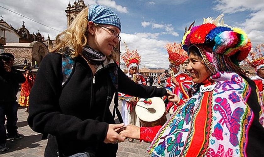 Expertos analizarán los retos y oportunidades del español en la era digital Expertos analizarán los retos y oportunidades del español en la era digital