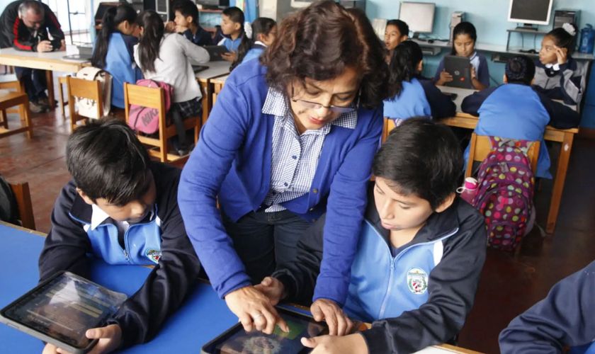 Seis habilidades que los docentes deben dominar en la era de la IA