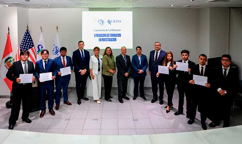 Estudiantes de Economía de la USIL culminan programa de investigación aplicada