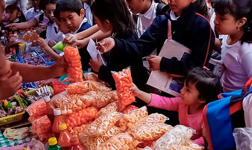 USIL Solo el 6 % de los quioscos escolares del Cercado de Lima ofrece alimentos saludables