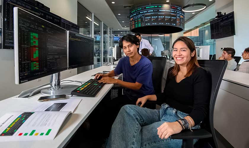 Usil Afilia Su Carrera De Economía Y Finanzas Al Cfa Institute Blog Usil