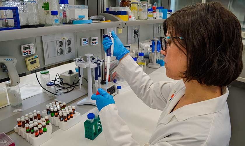 USIL se integra a Reclone y fortalece la biotecnología molecular en Latinoamérica