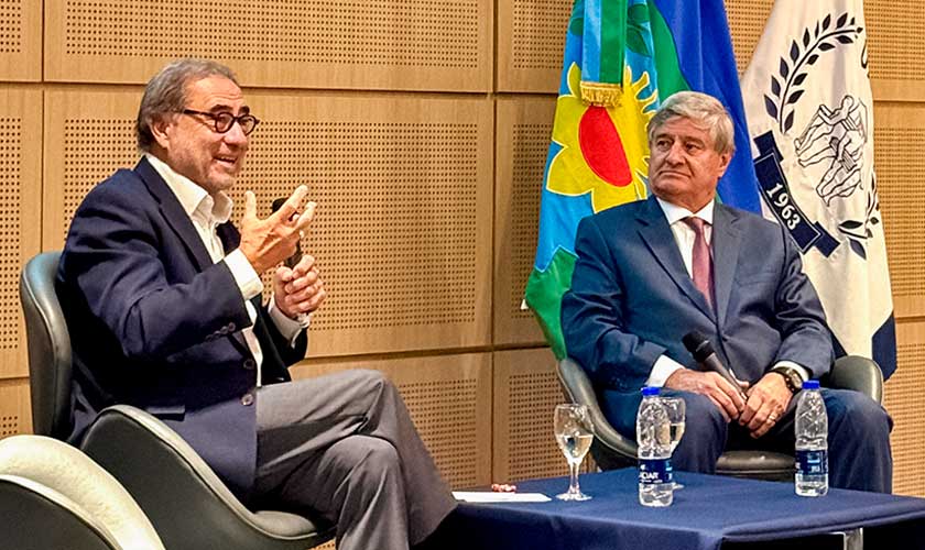 Raúl Diez Canseco destaca la educación como motor del desarrollo regional