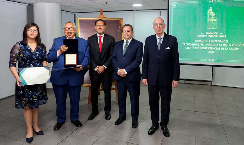 Decano de Ciencias de la Salud de la USIL recibe premio por estudio sobre la anemia