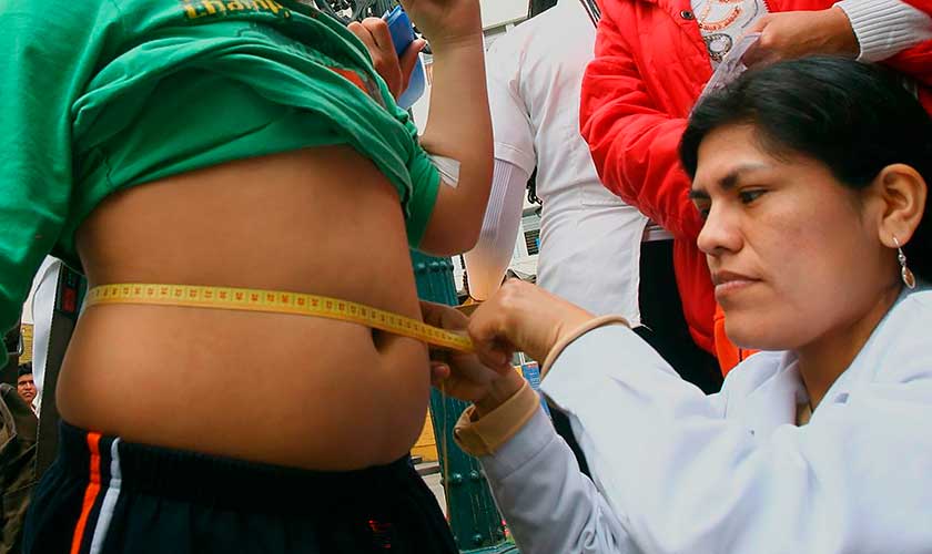 USIL Más del 40 % de adolescentes peruanos sufre anemia y exceso de peso