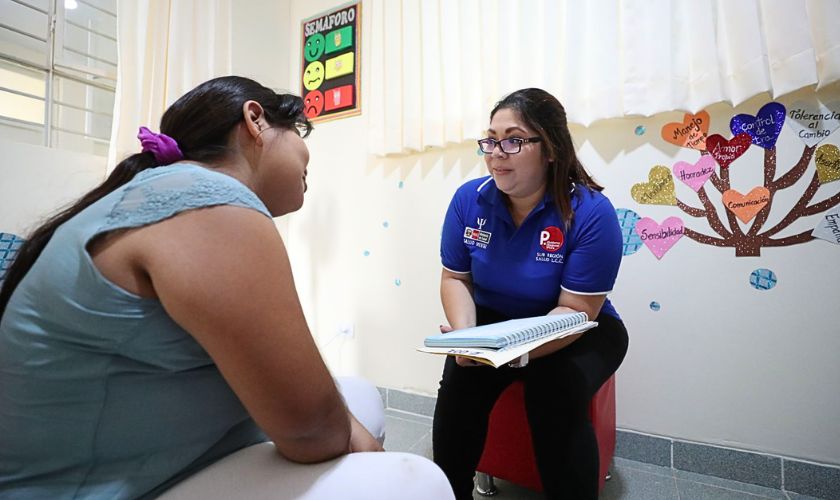 Violencia en la infancia eleva riesgo de abuso en pareja