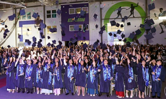 USIL celebra graduaciones de estudiantes de pregrado y CPEL