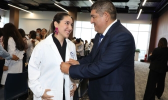 Medicina Humana en USIL: nuevos estudiantes reciben mandil blanco