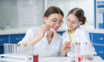 USIL Más mujeres en ciencia fortalecen el futuro del país