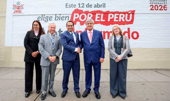 JNE presenta primer mural cívico de “Voto informado” en la USIL 