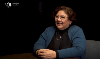 Alejandra Longa, docente de la Facultad de Administración Hotelera, Turismo y Gastronomía