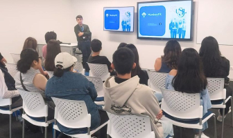 Talk Day de Digital Business Management acercó a estudiantes al negocio digital